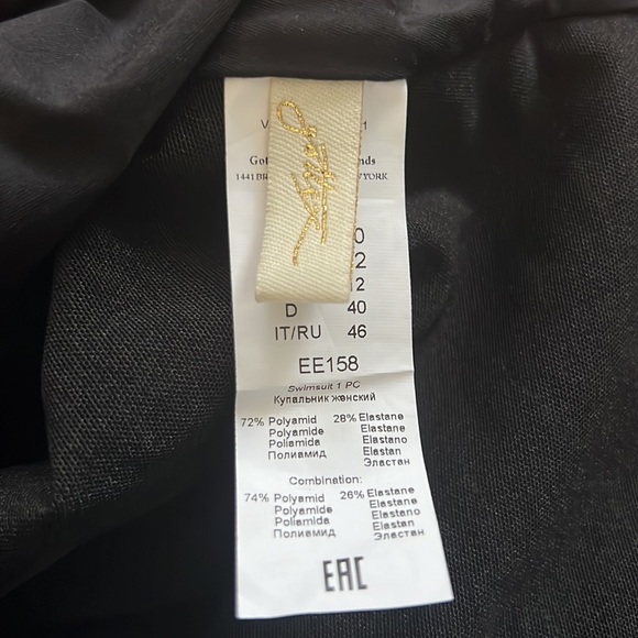 NWOT Gottex Embrace Surplice One Piece - Picture 12 of 15